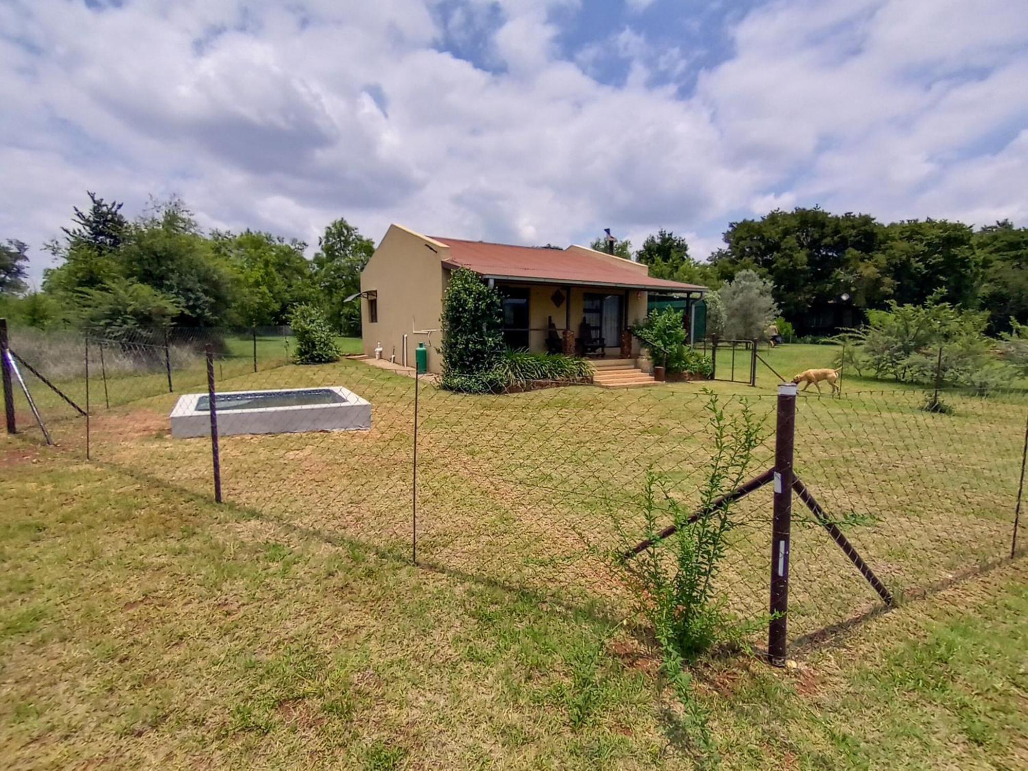 Votadini Country Cottages Magaliesburg Room photo